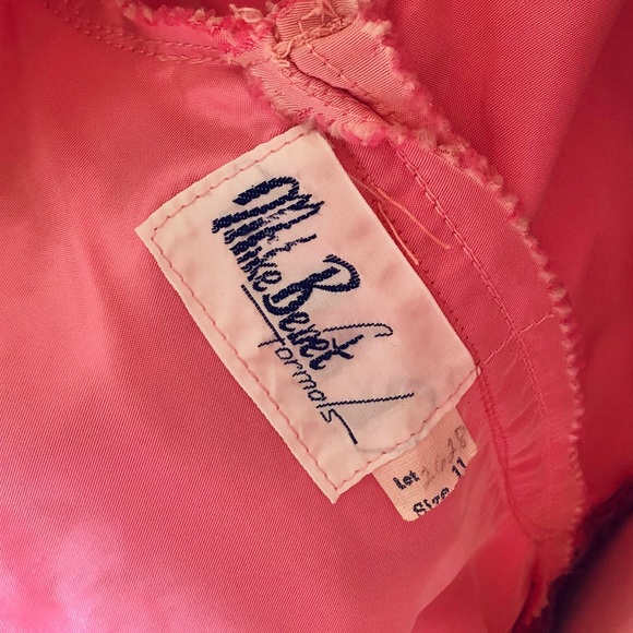 1960’s Iridescent Bubblegum Pink Gown - Picture 9 of 11